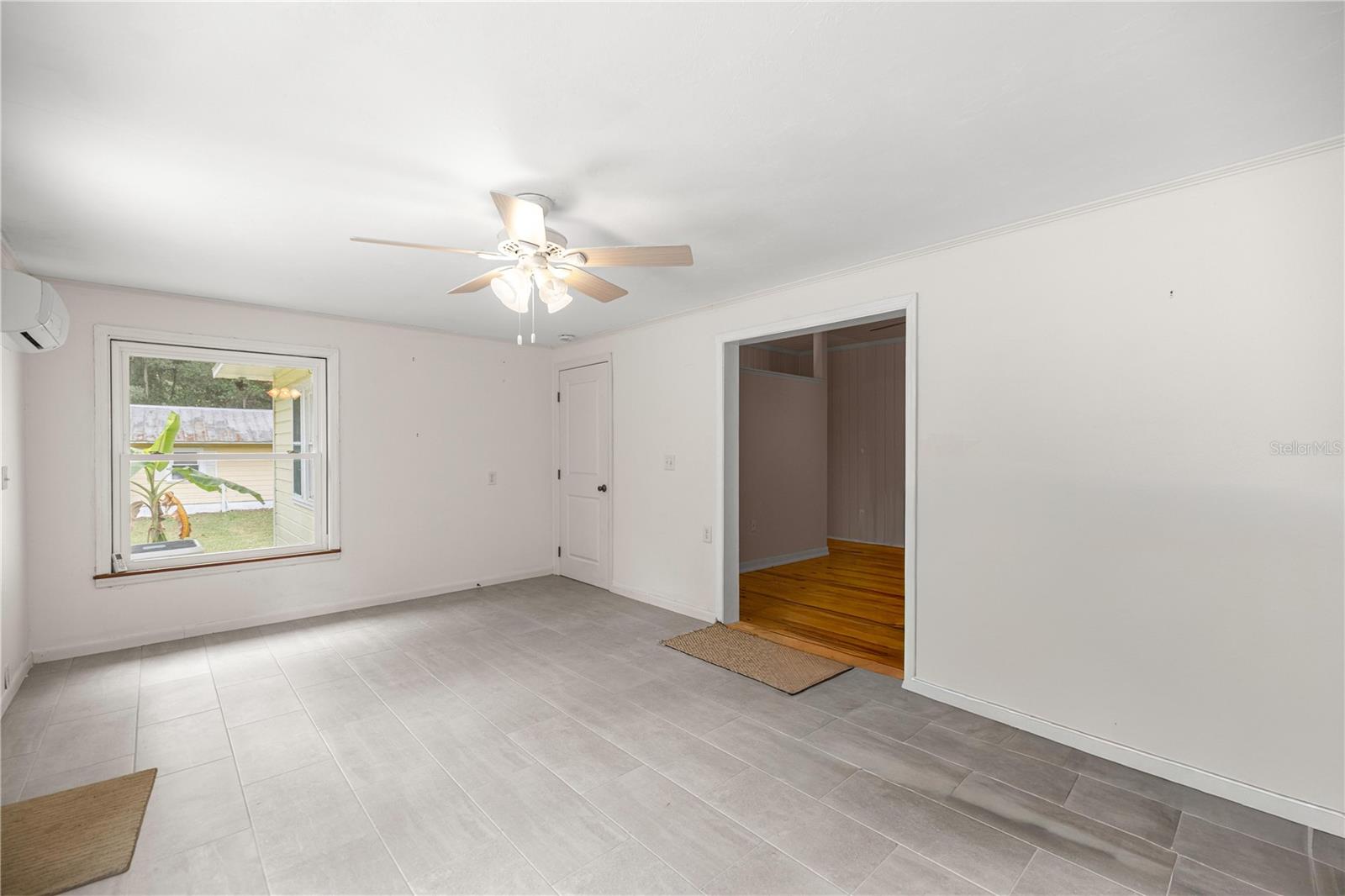 MACKINTOSH - Residential