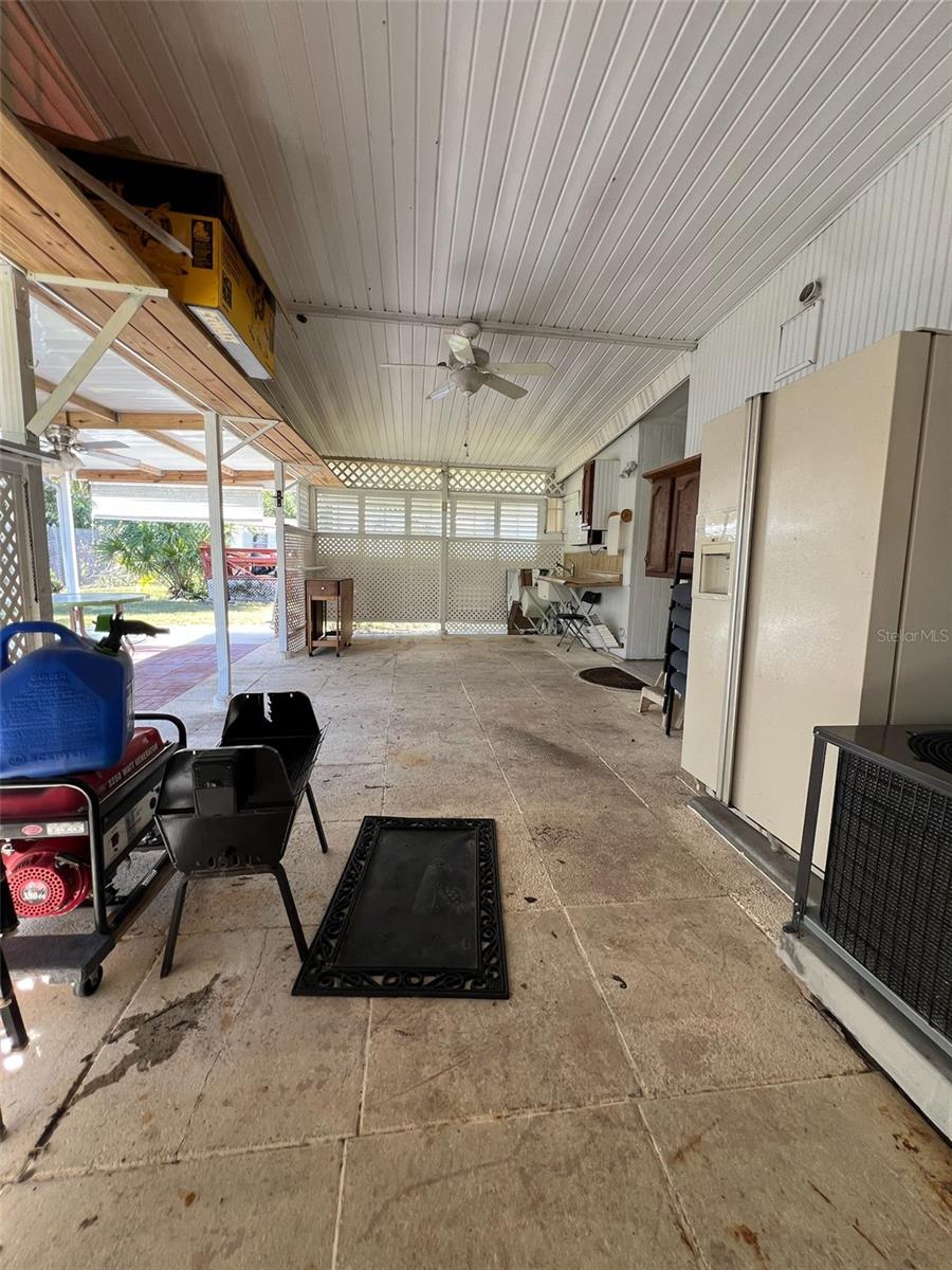 SENATE MANOR UNREC - Residential