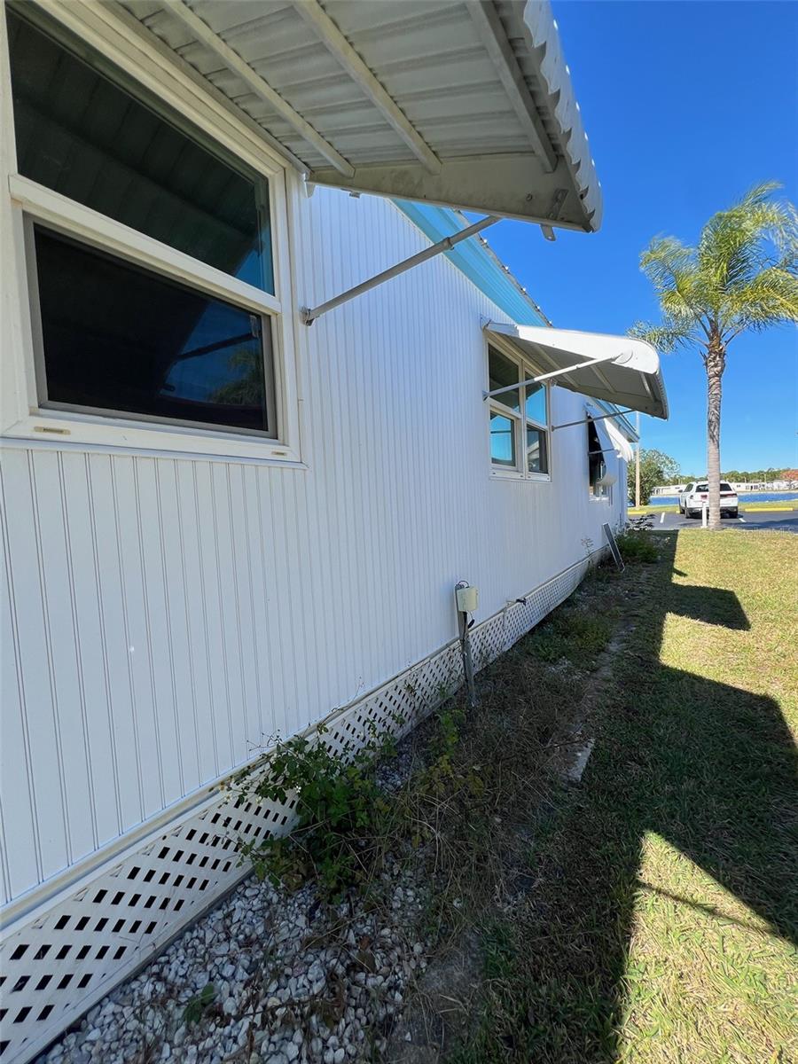 SENATE MANOR UNREC - Residential