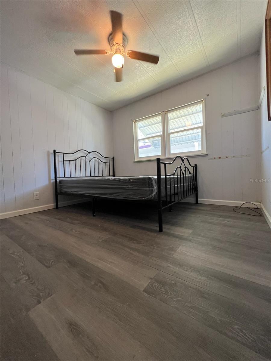 SENATE MANOR UNREC - Residential