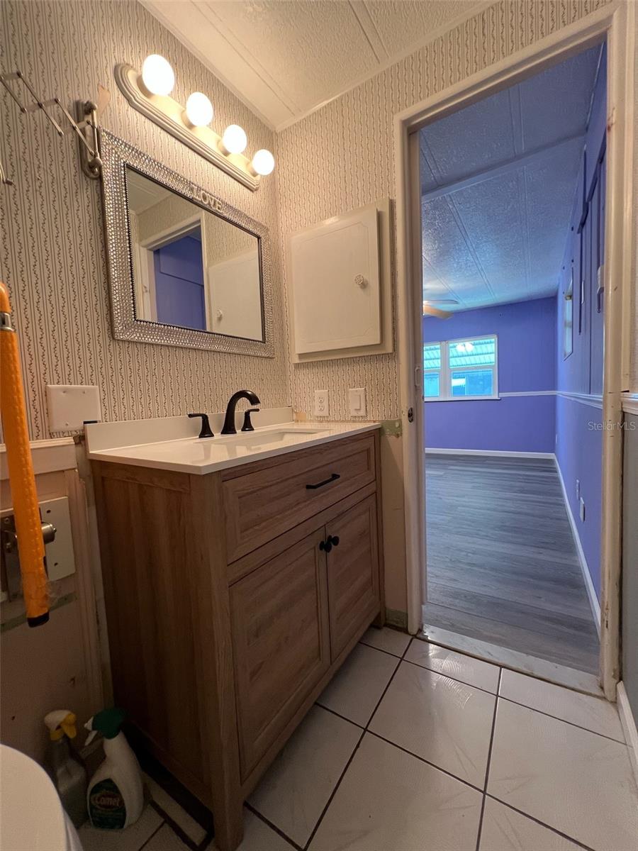 SENATE MANOR UNREC - Residential