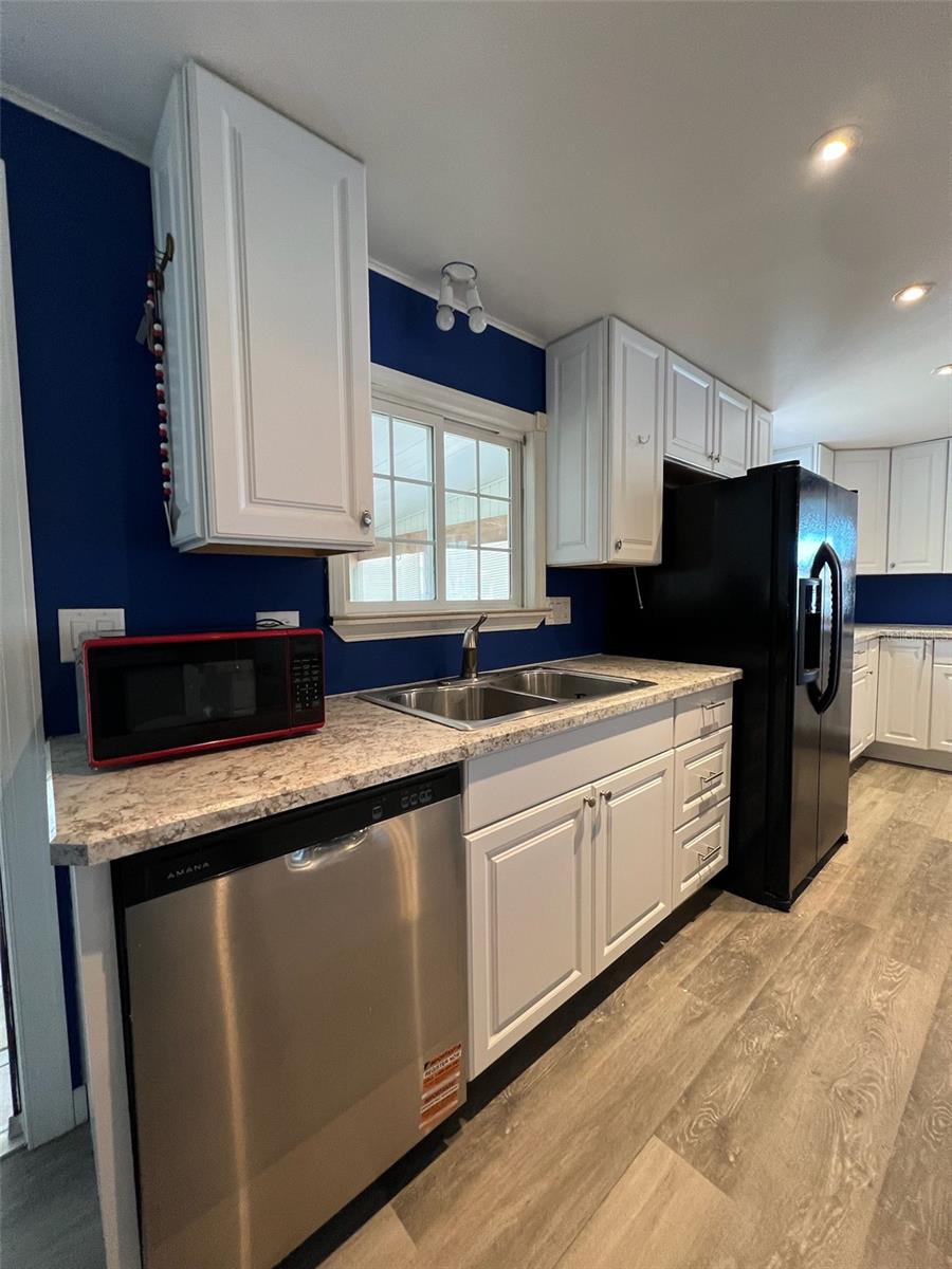 SENATE MANOR UNREC - Residential