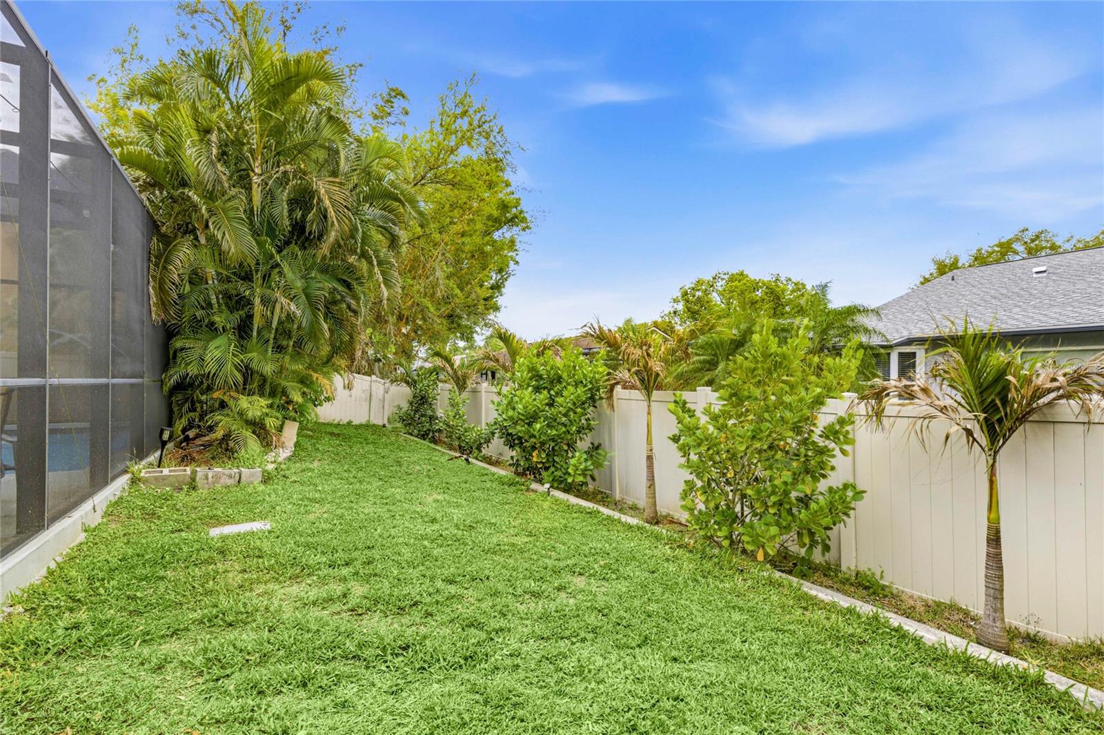 OAK VISTAS - Residential