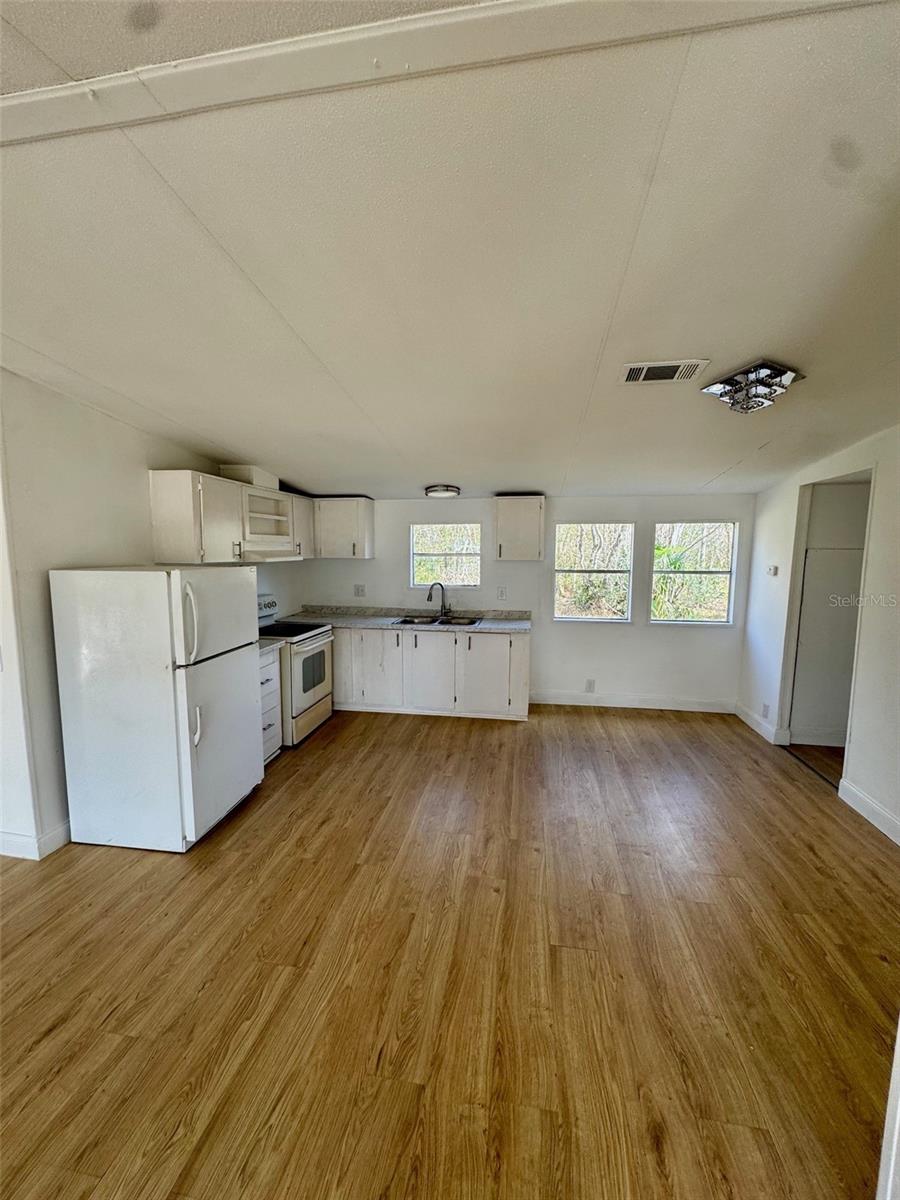 ANGUS VALLEY - Residential