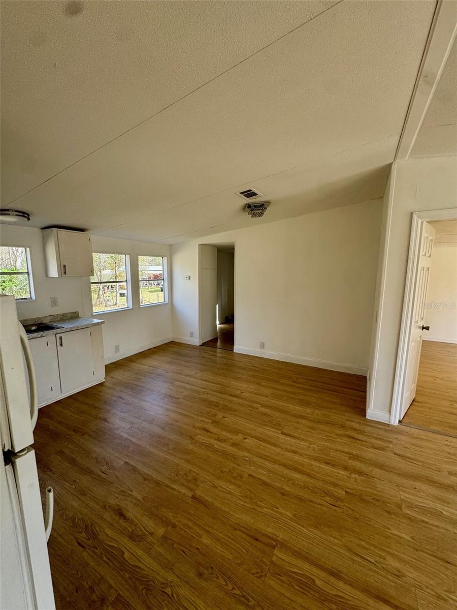 ANGUS VALLEY - Residential