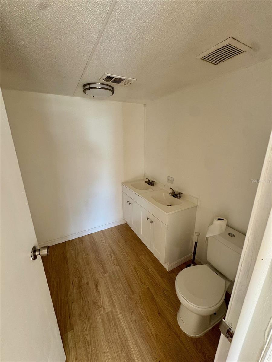 ANGUS VALLEY - Residential