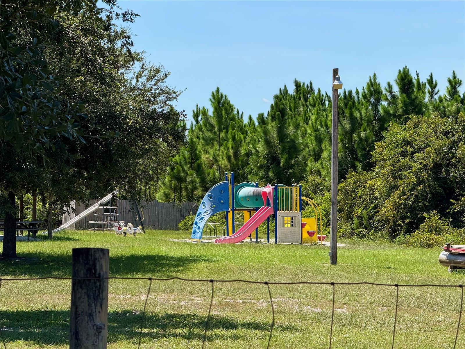 ROYAL TRAILS UNIT 01 - Land