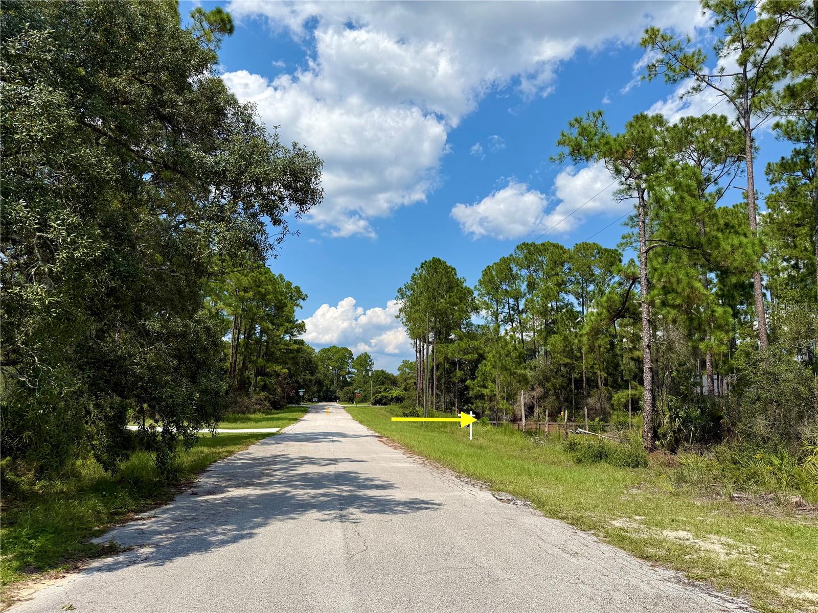 ROYAL TRAILS UNIT 01 - Land