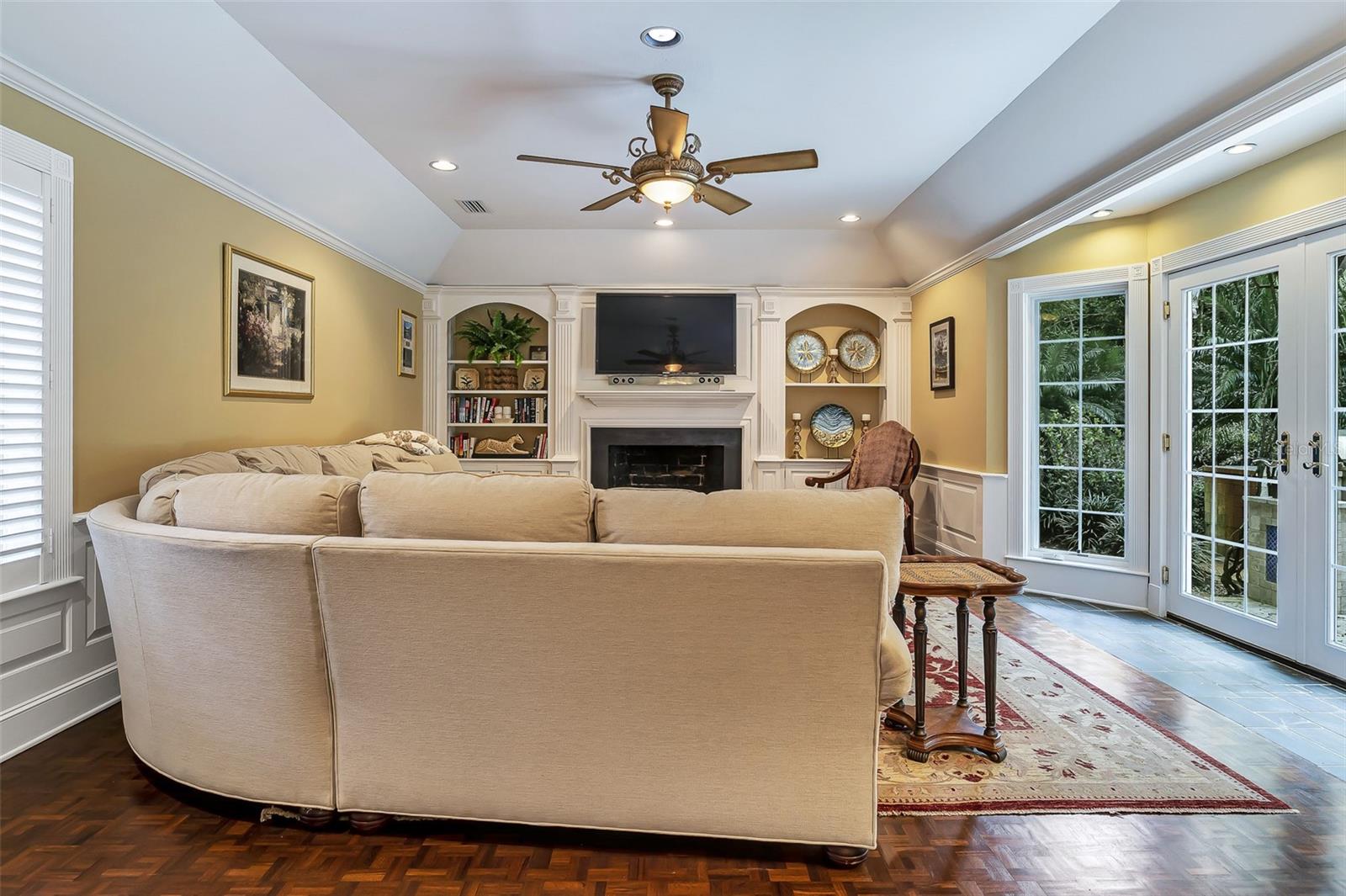 MOUNTAIN LAKE UNREC - Residential