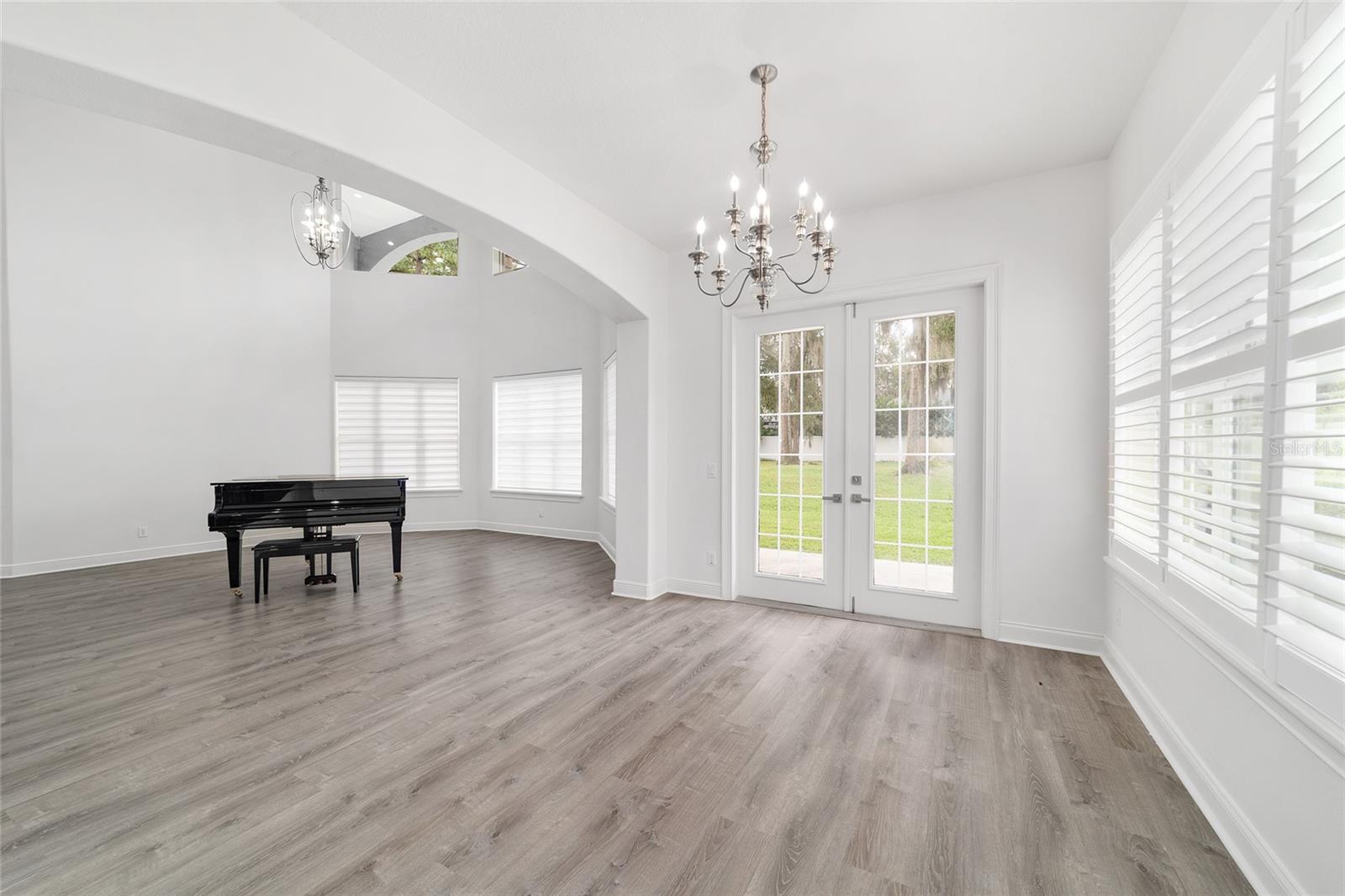 WHITE OAK VILLAGE PH 02 - Residential