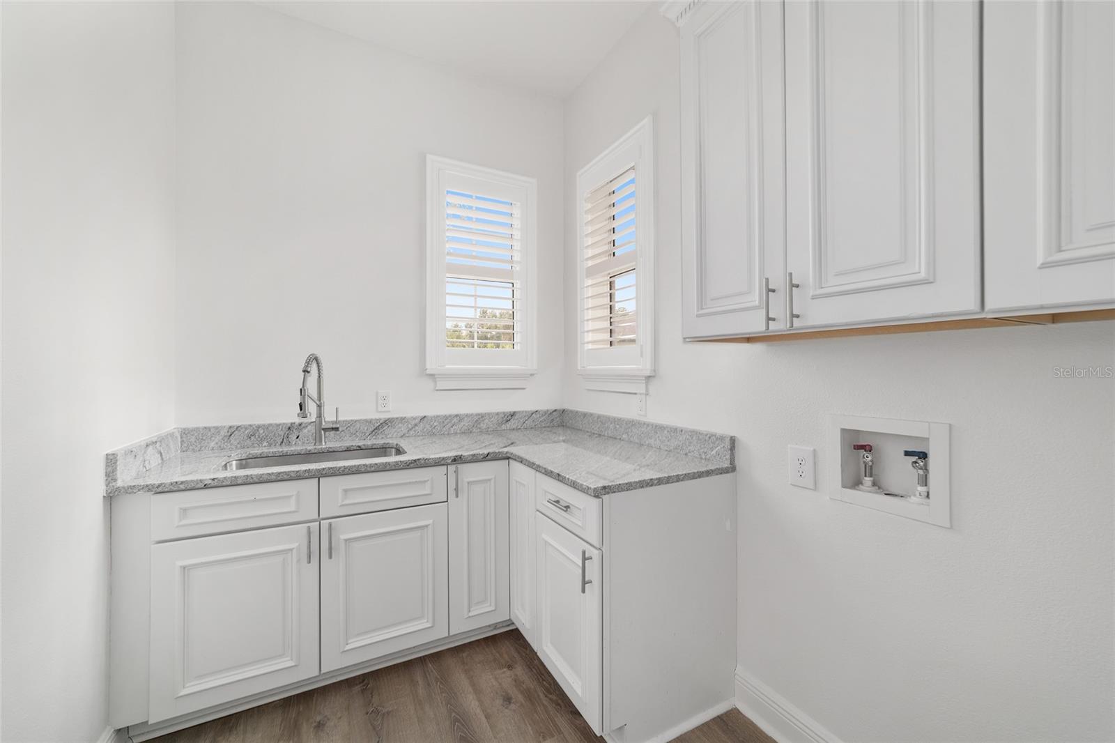 WHITE OAK VILLAGE PH 02 - Residential