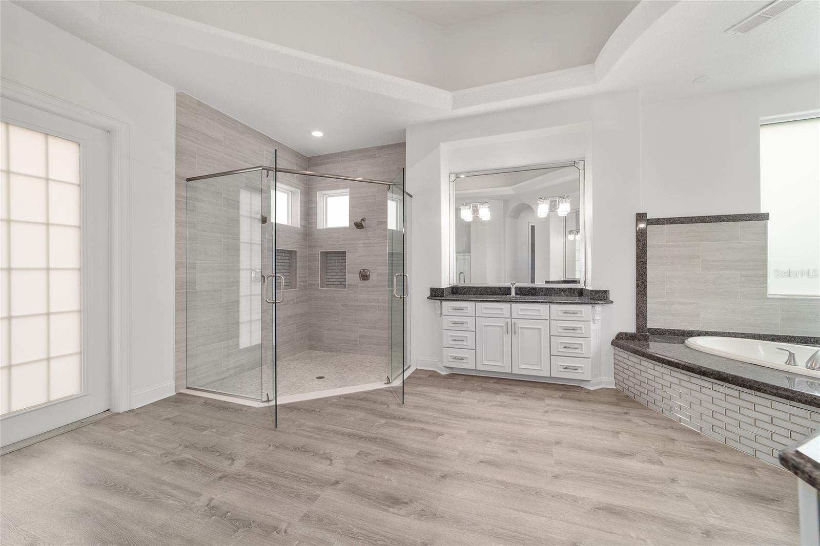 WHITE OAK VILLAGE PH 02 - Residential