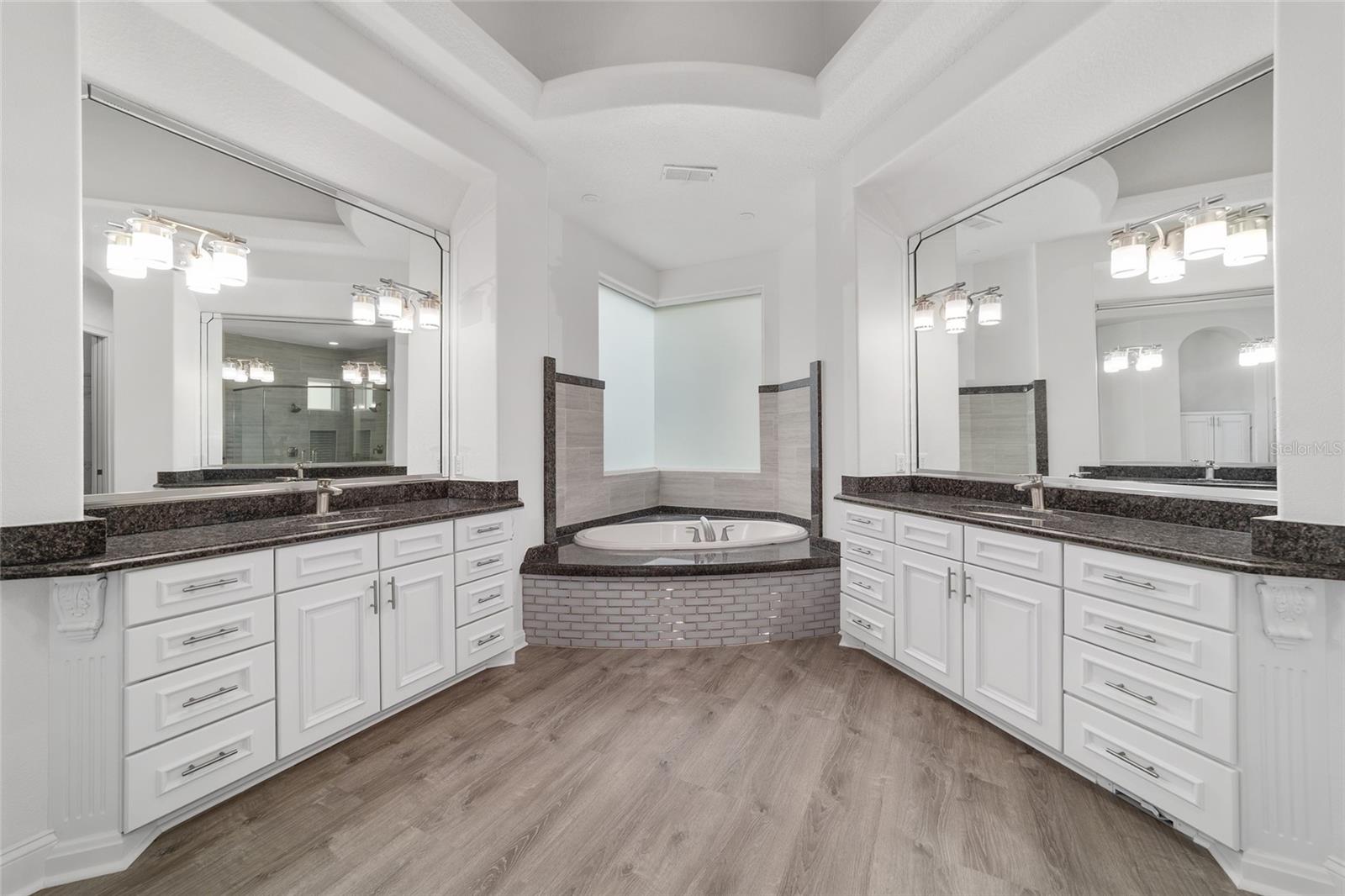 WHITE OAK VILLAGE PH 02 - Residential