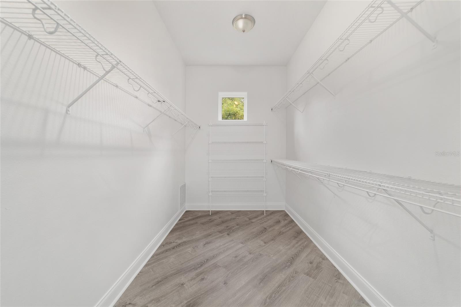 WHITE OAK VILLAGE PH 02 - Residential