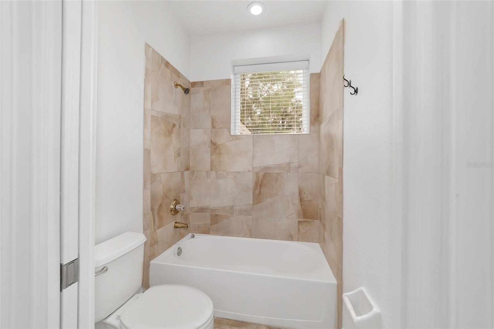 WHITE OAK VILLAGE PH 02 - Residential