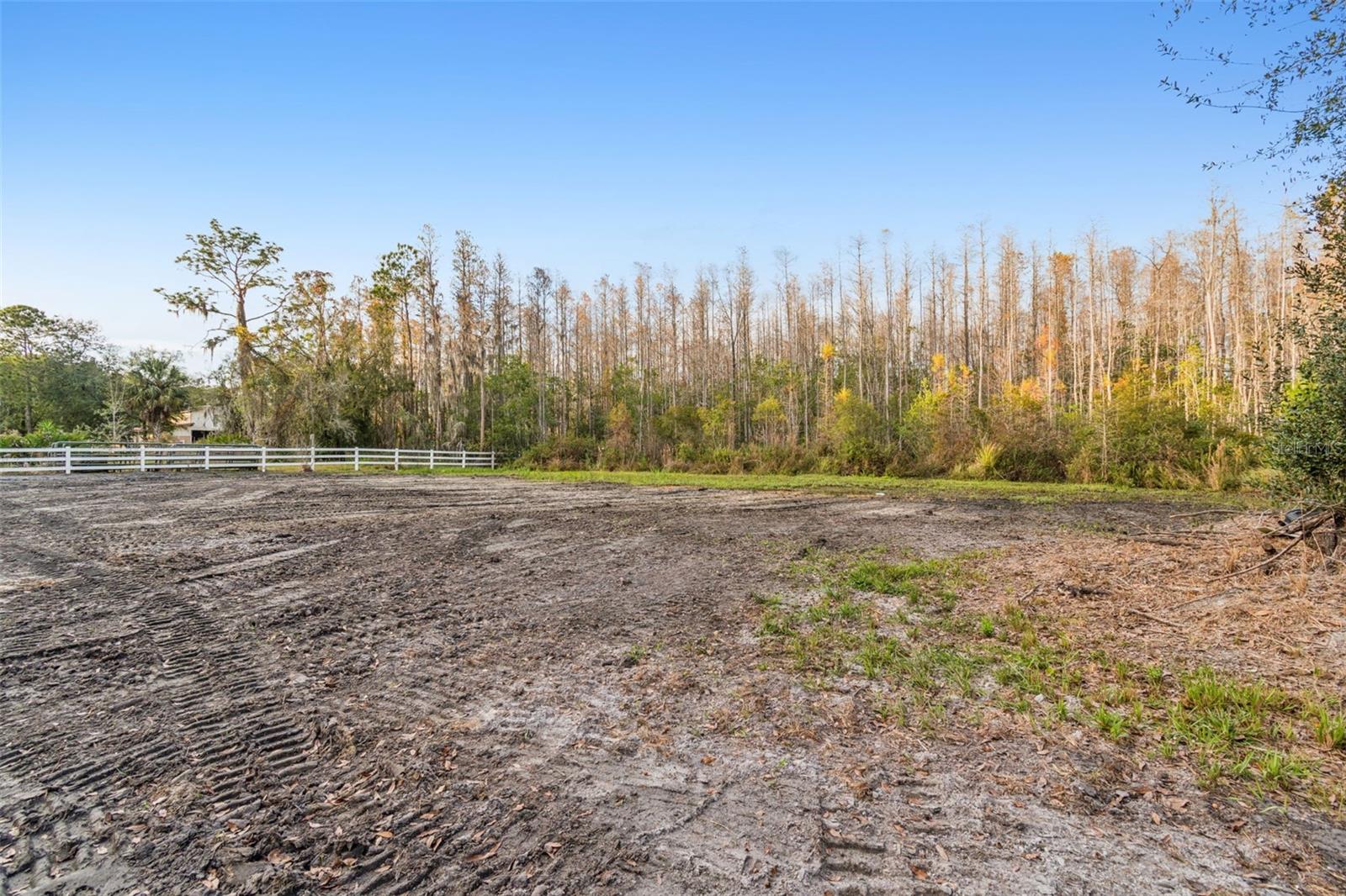 QUAIL HOLLOW PINES - Land