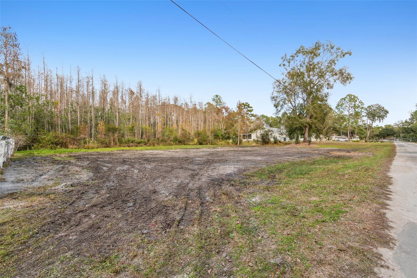 QUAIL HOLLOW PINES - Land