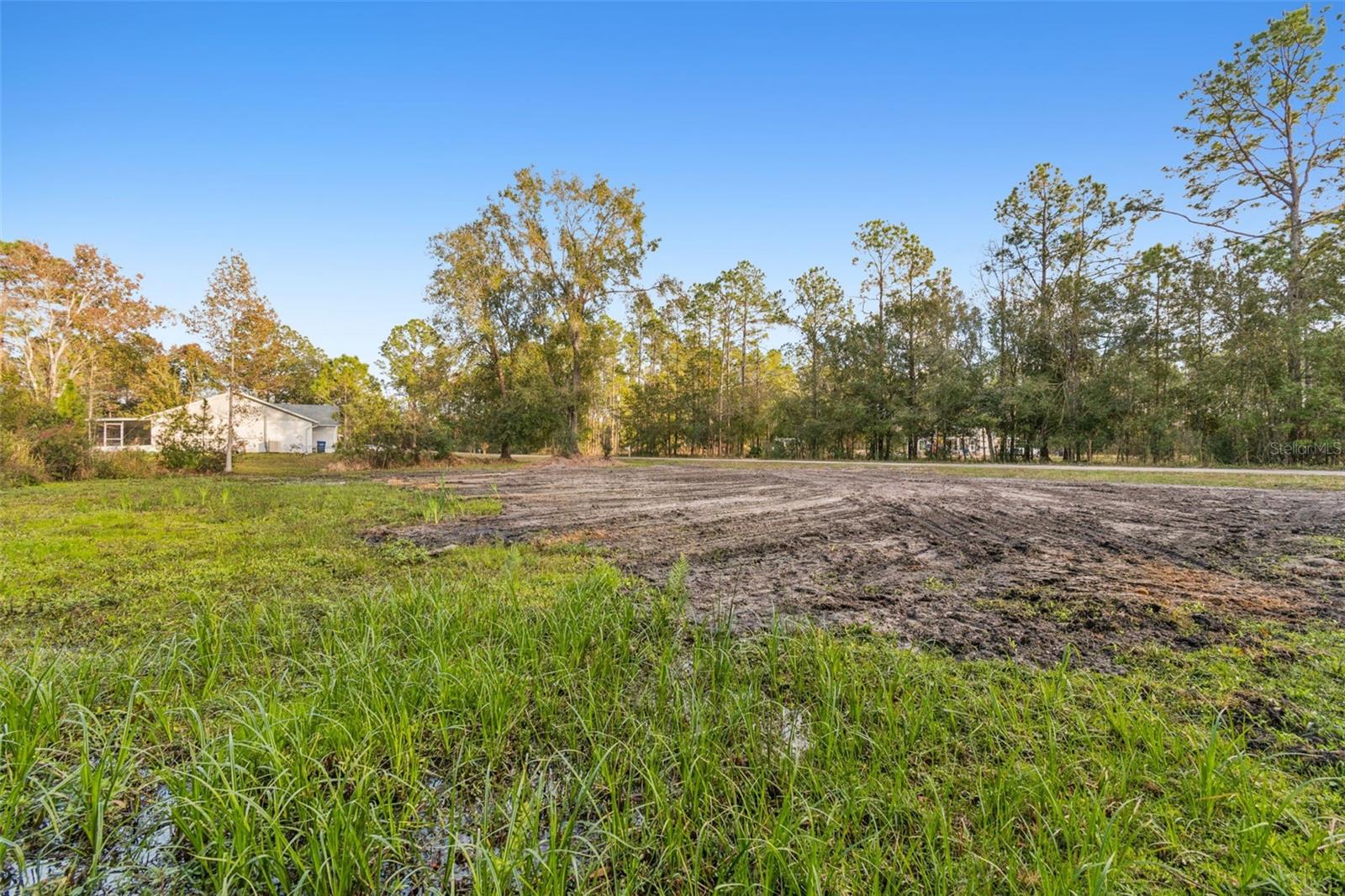 QUAIL HOLLOW PINES - Land