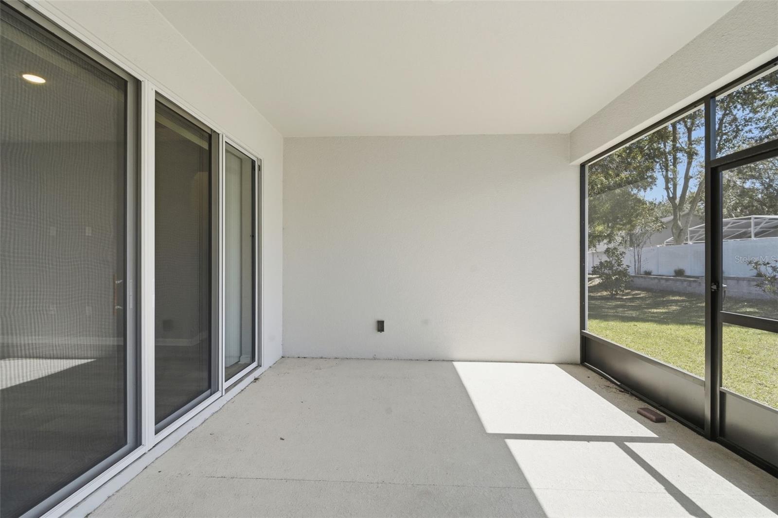 SEASONS/SILVER BASIN - Residential