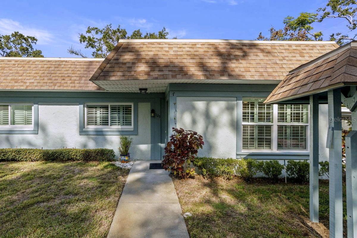 DOUGLAS ARMS - Residential