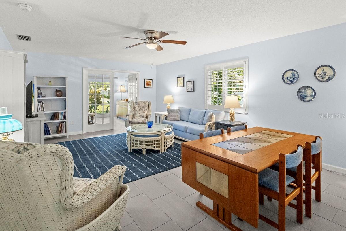 DOUGLAS ARMS - Residential