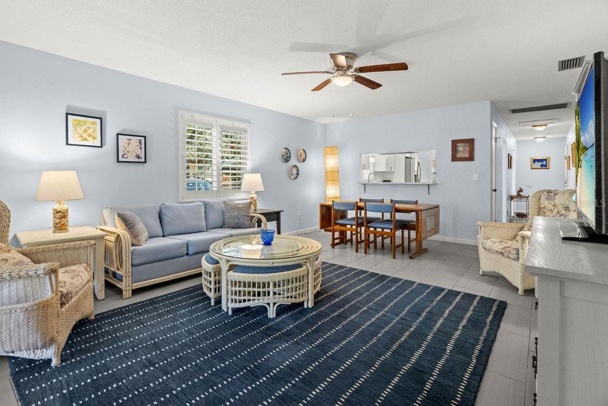 DOUGLAS ARMS - Residential