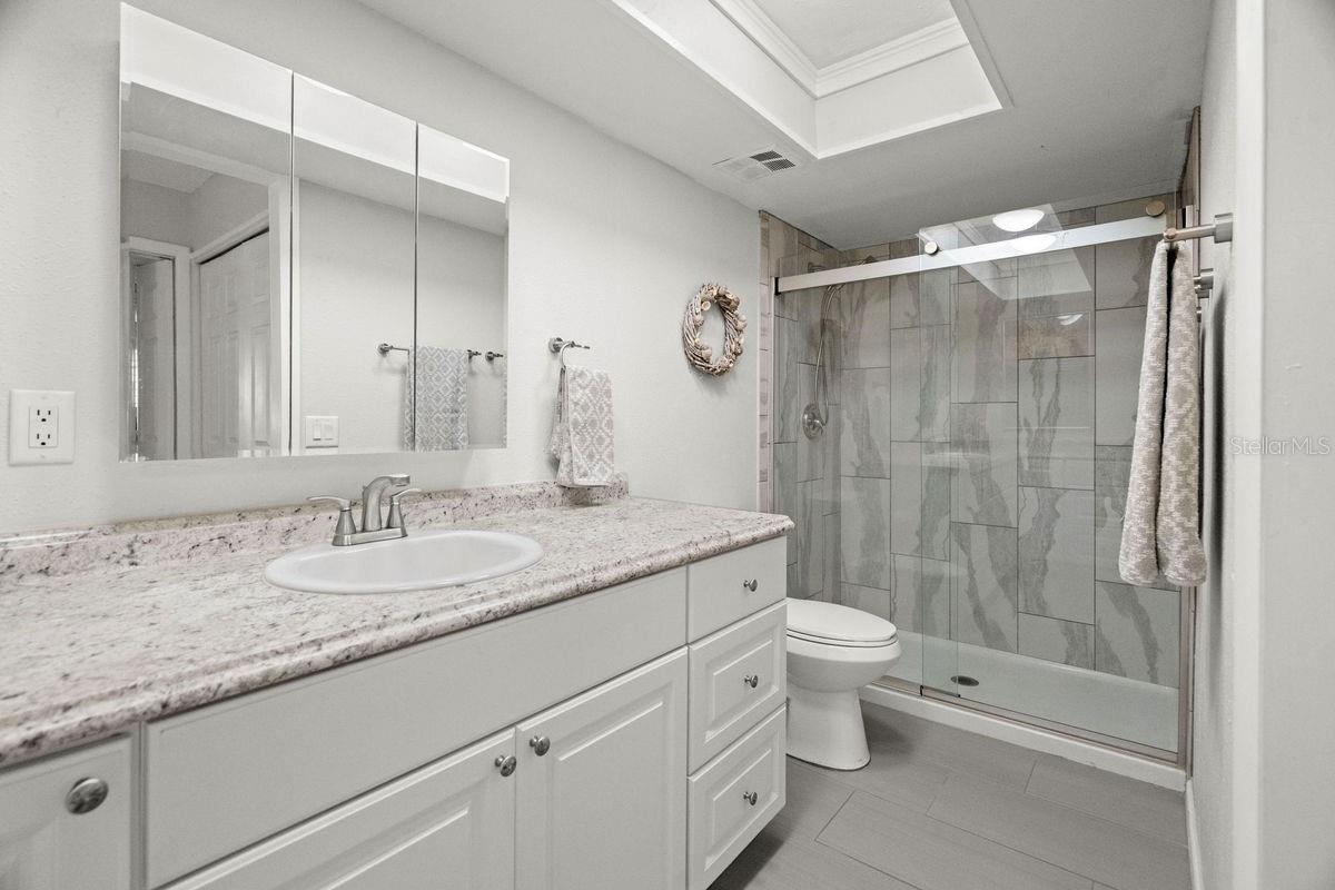 DOUGLAS ARMS - Residential