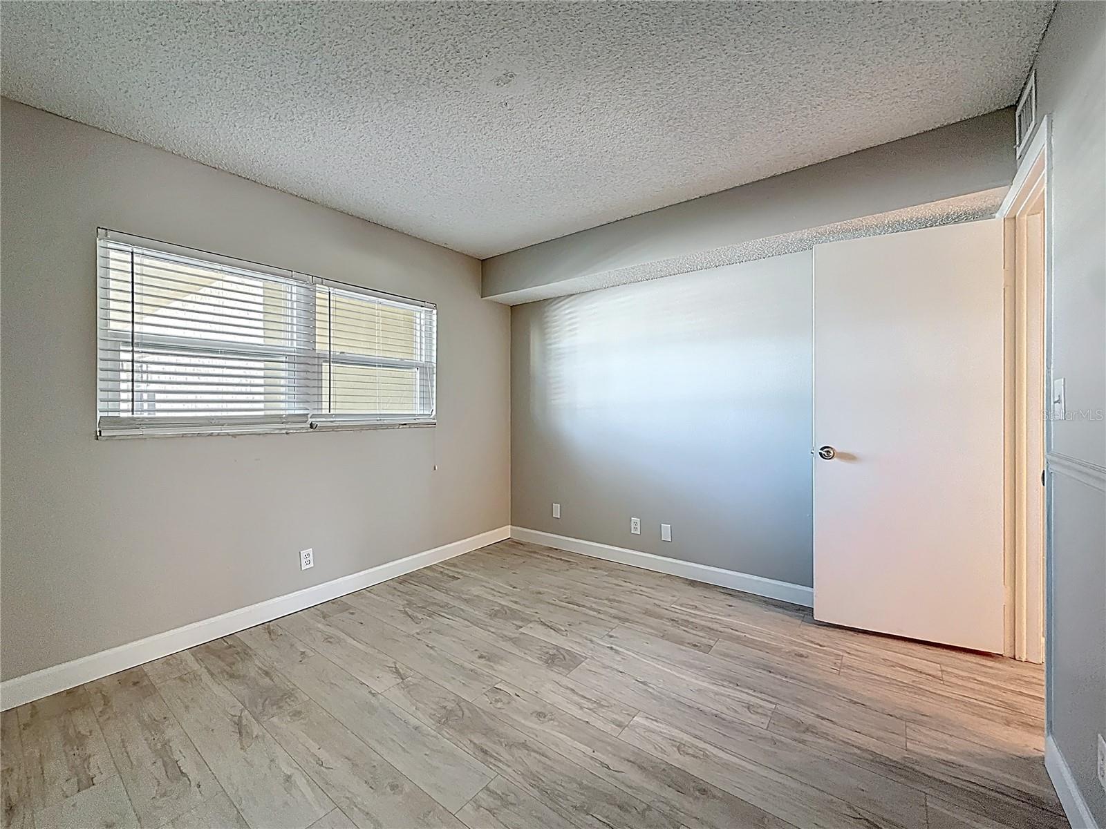 WATERS EDGE 2 CONDO - Residential