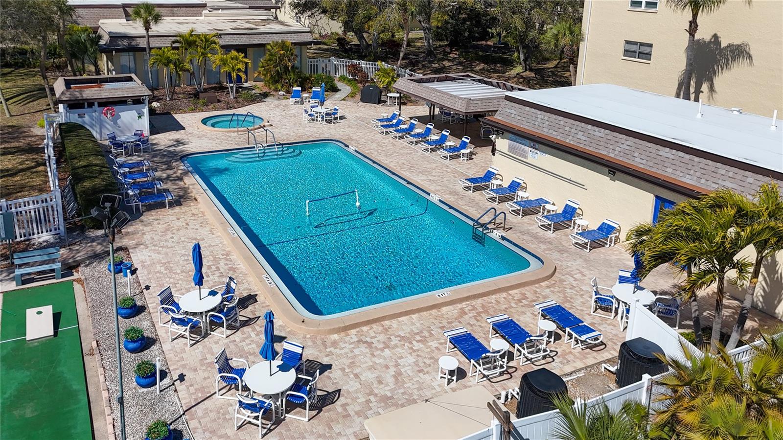 WATERS EDGE 2 CONDO - Residential