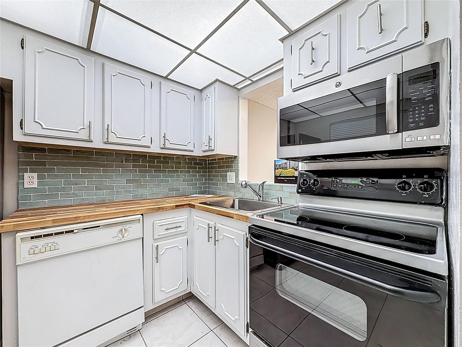 WATERS EDGE 2 CONDO - Residential