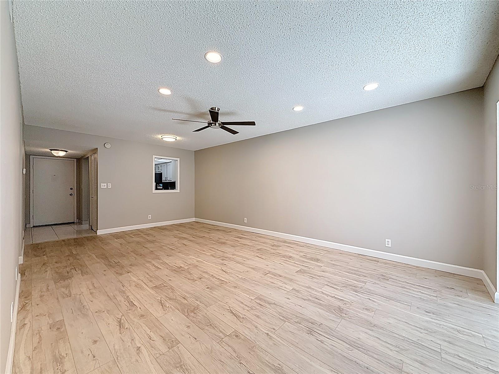 WATERS EDGE 2 CONDO - Residential