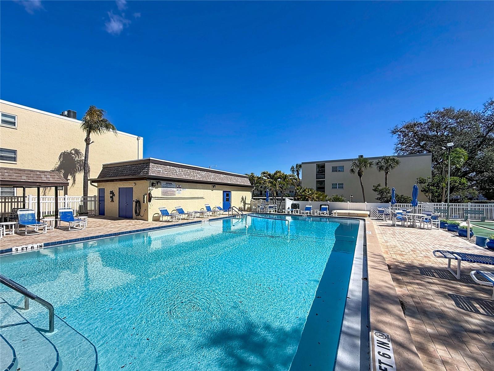 WATERS EDGE 2 CONDO - Residential