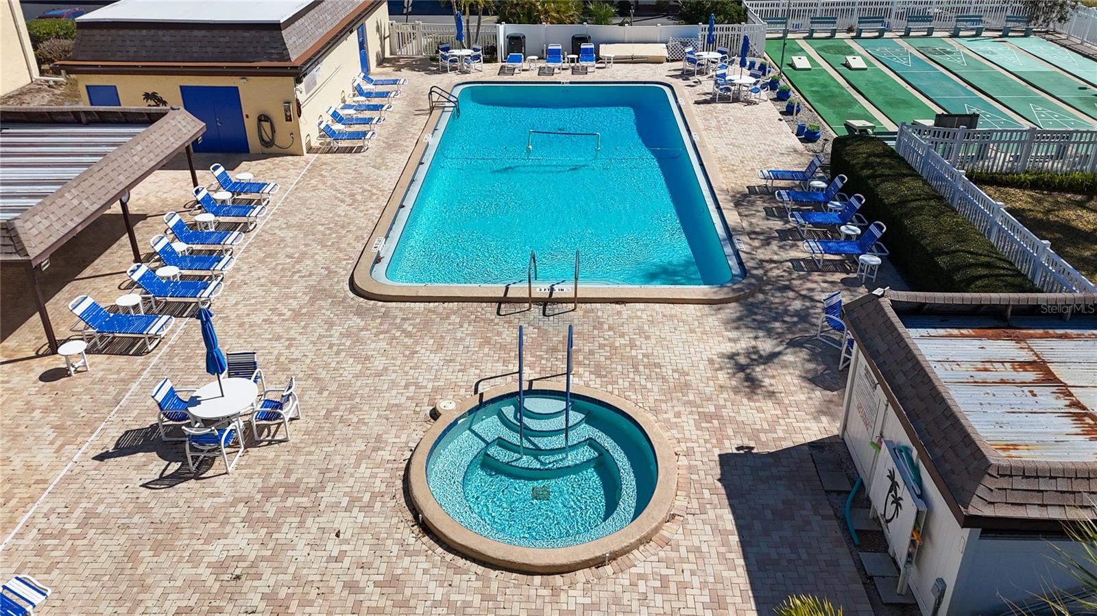 WATERS EDGE 2 CONDO - Residential