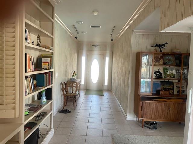 6823 GREENBRIER DRIVE