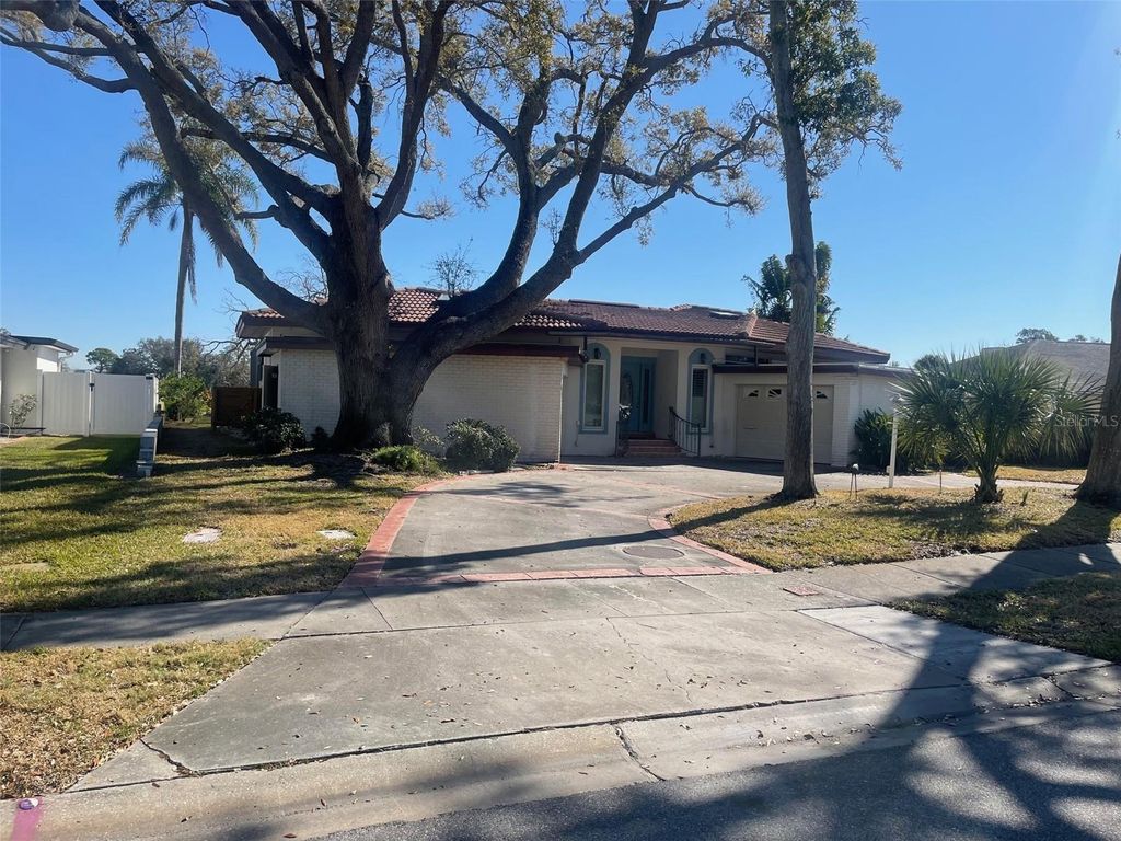 Photo of 6823 Greenbrier Drive, Seminole, FL 33777 (MLS # TB8474504)