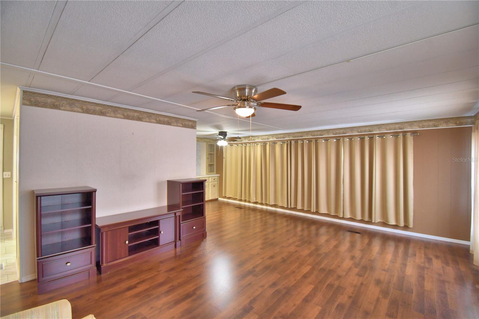 OAKWOOD ESTATES - Residential
