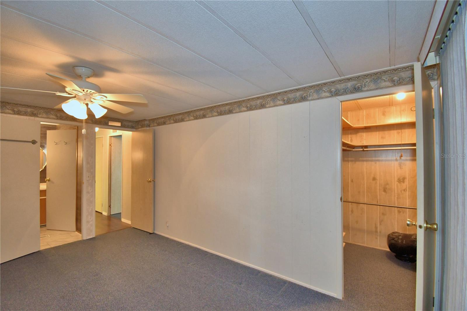 OAKWOOD ESTATES - Residential