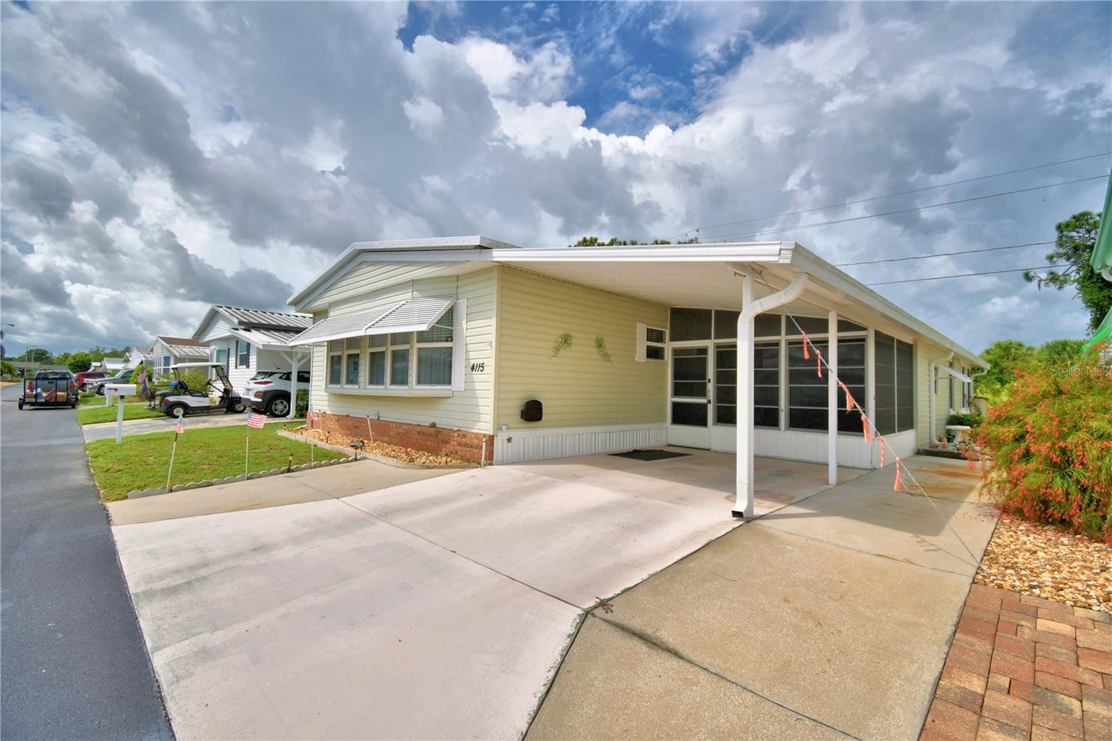 OAKWOOD ESTATES - Residential