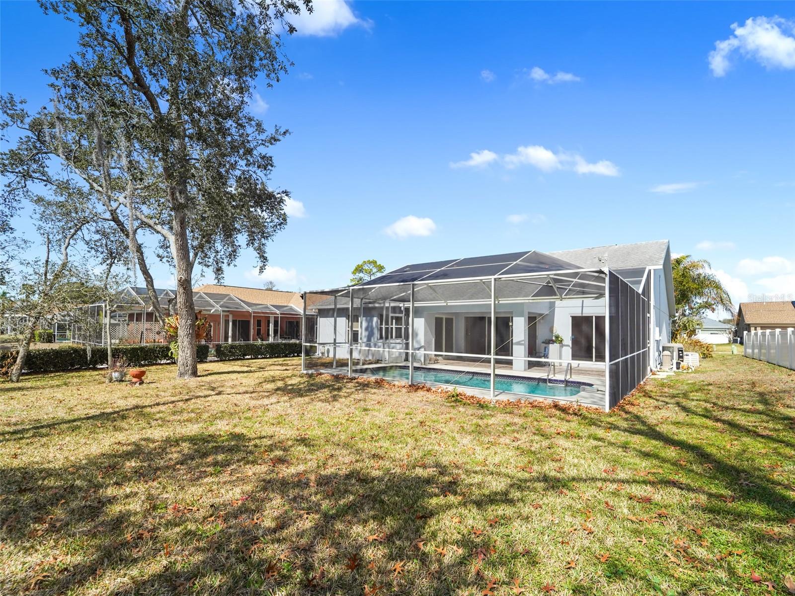 FAIRWAY OAKS - Residential