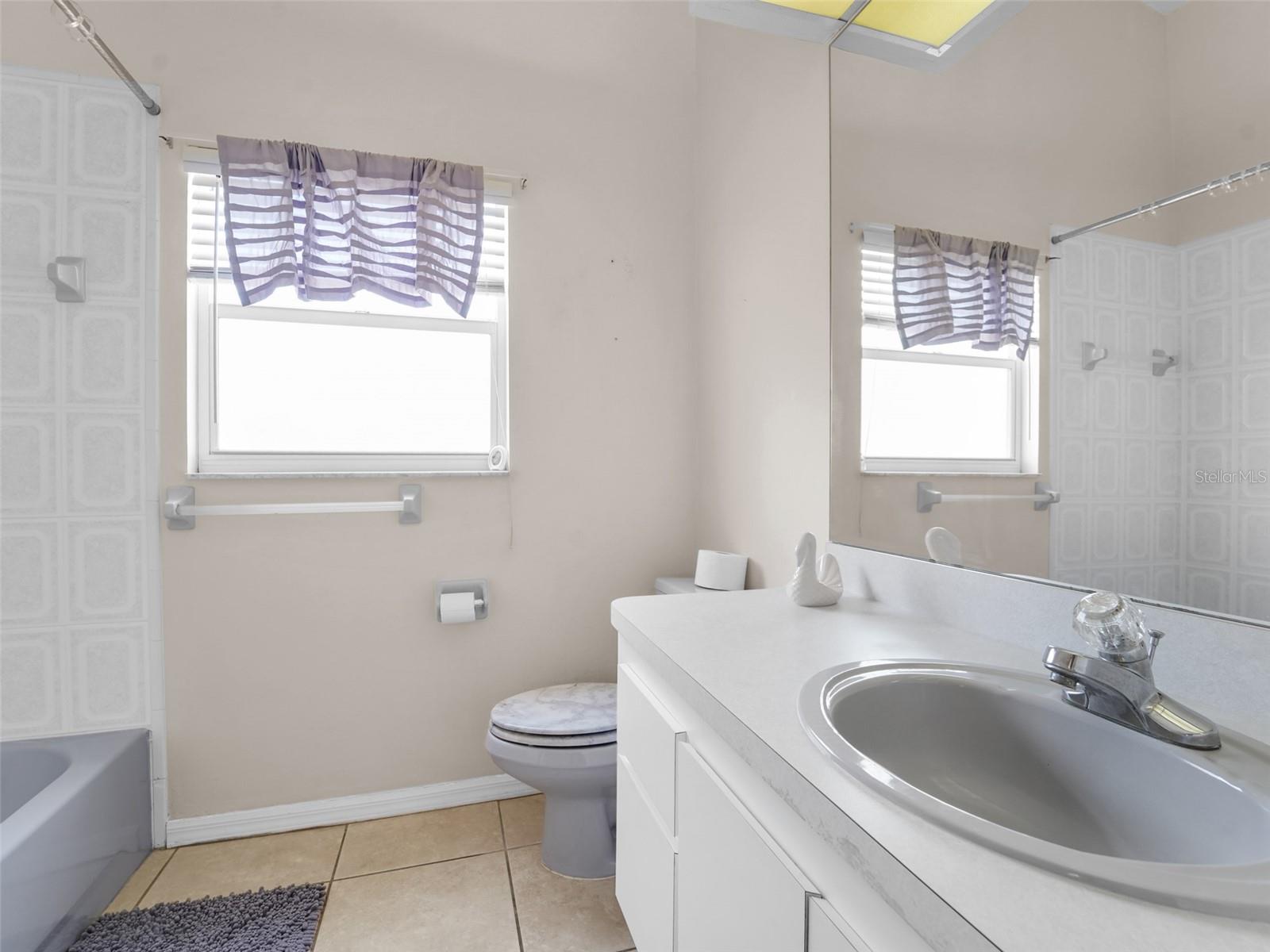 FAIRWAY OAKS - Residential