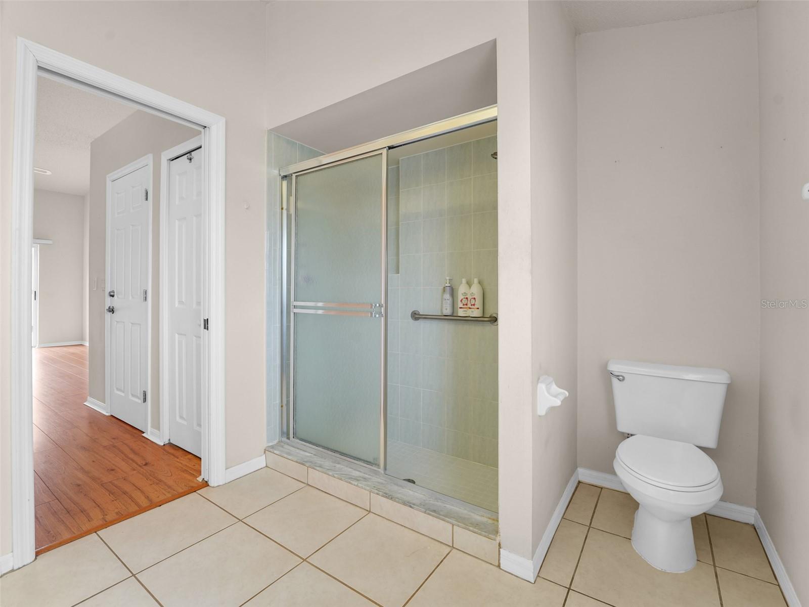 FAIRWAY OAKS - Residential