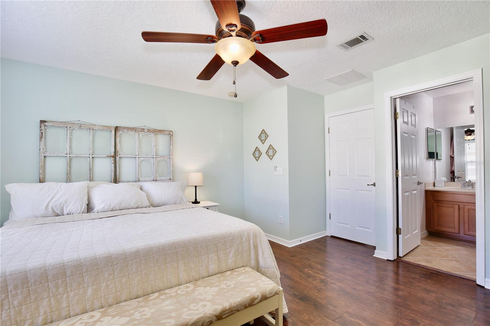 WALDEN CHASE - Residential