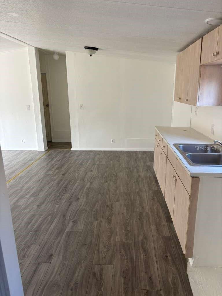 SHANNON OAKS - Residential