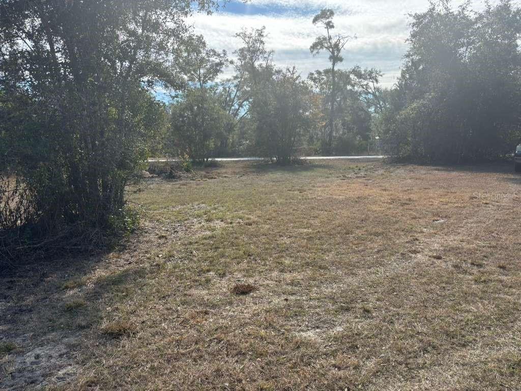 SHANNON OAKS - Residential