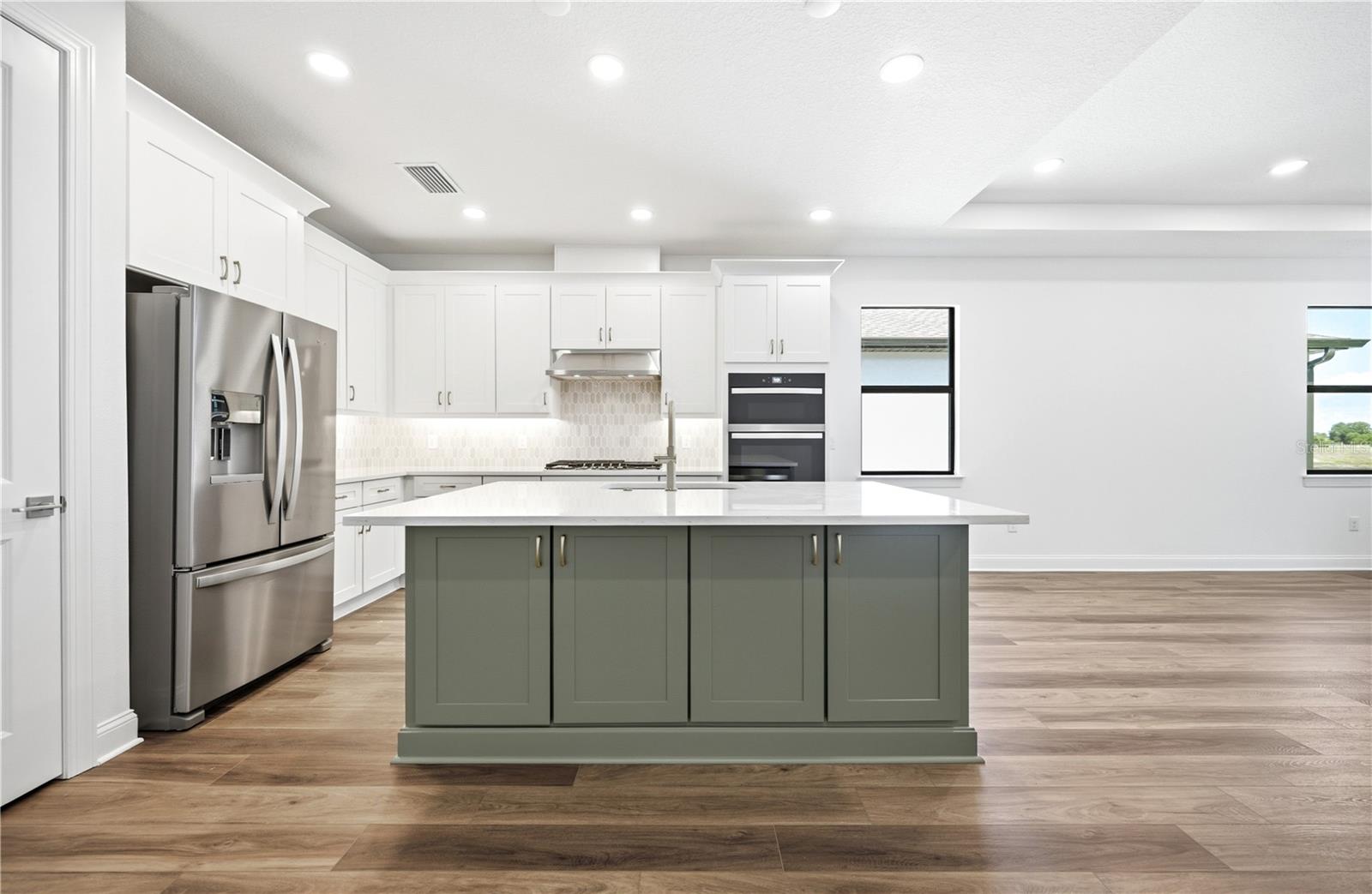 5888 WINDBREAK COURT