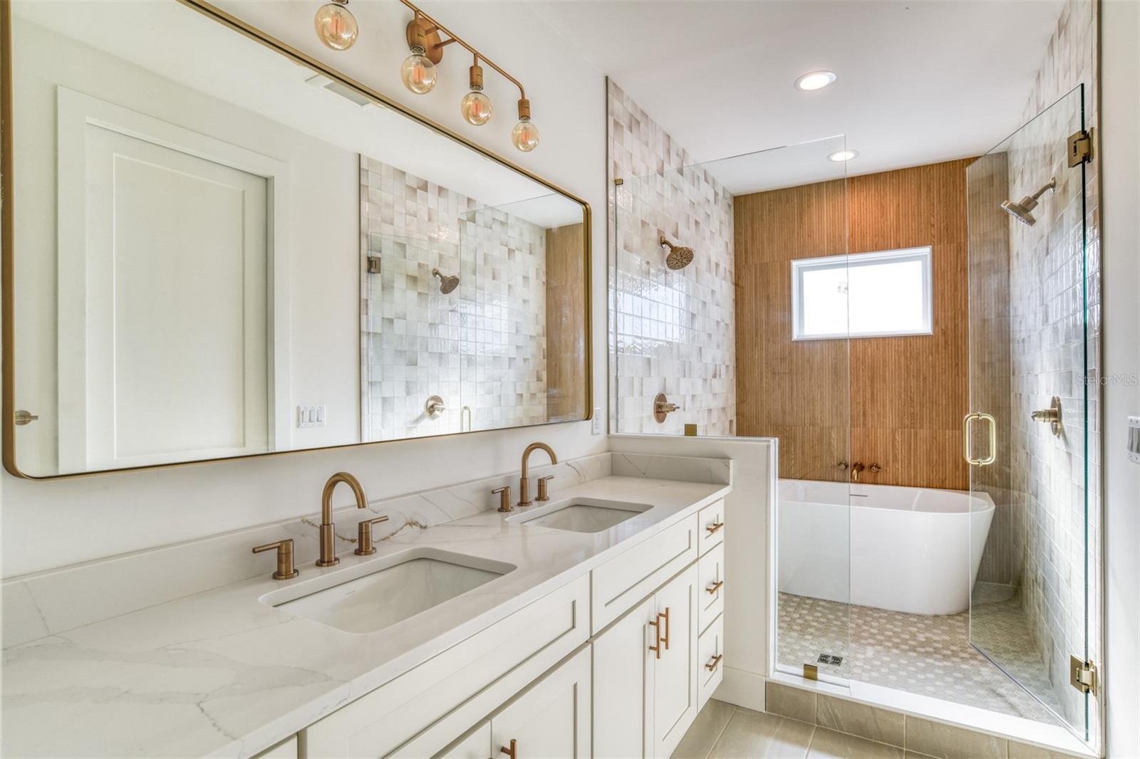 RS GARNETT SUB - Residential