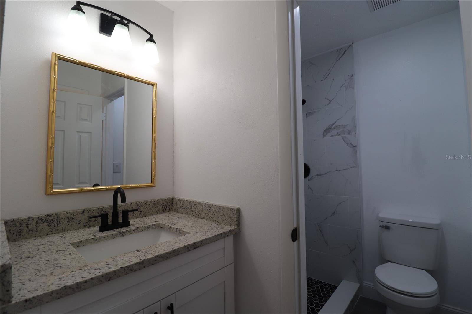 PRESIDENTIAL MANOR UNIT 2A - Residential