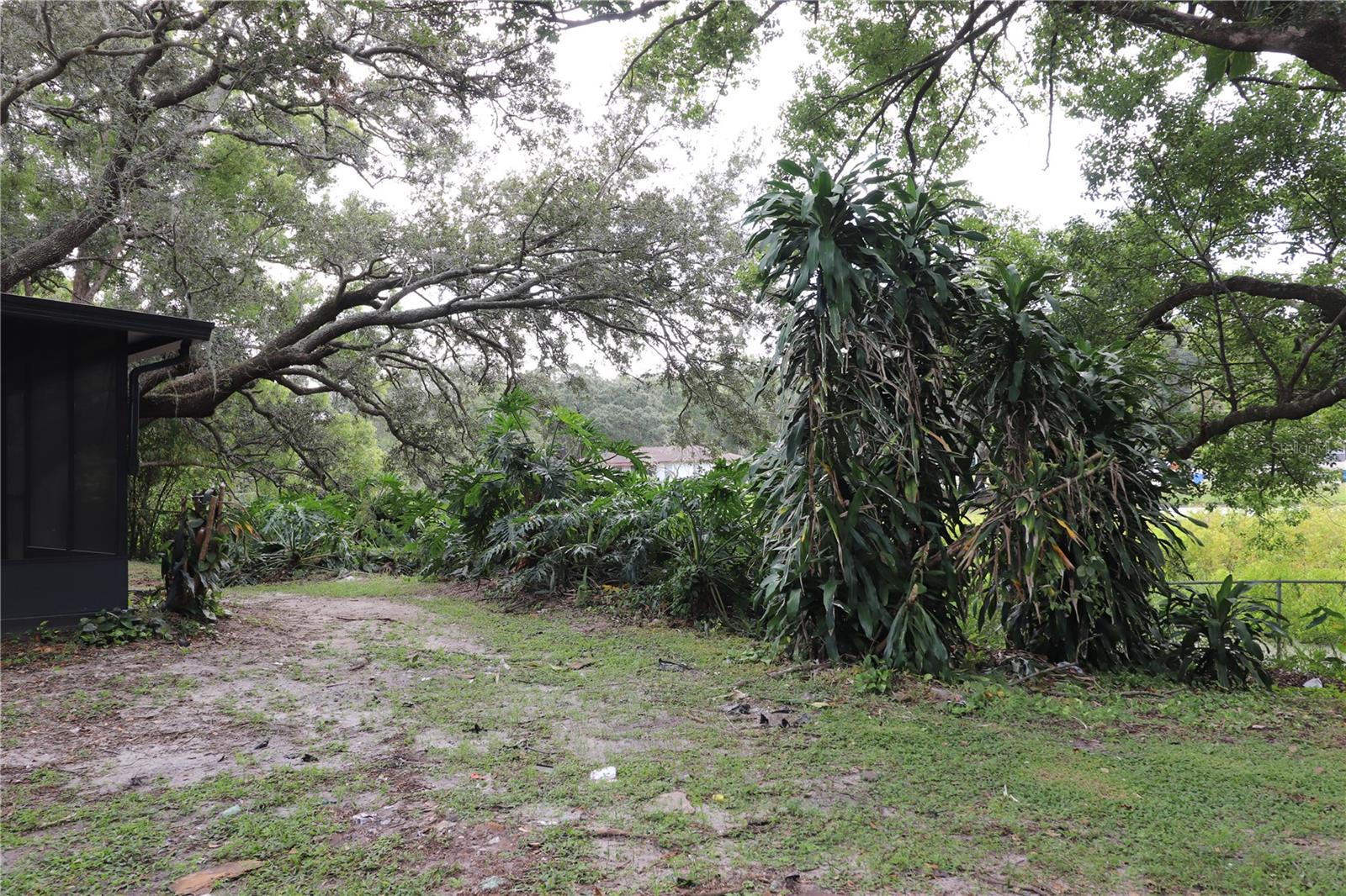 PRESIDENTIAL MANOR UNIT 2A - Residential