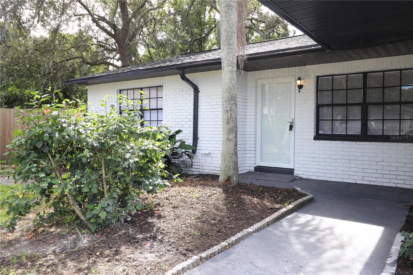 PRESIDENTIAL MANOR UNIT 2A - Residential