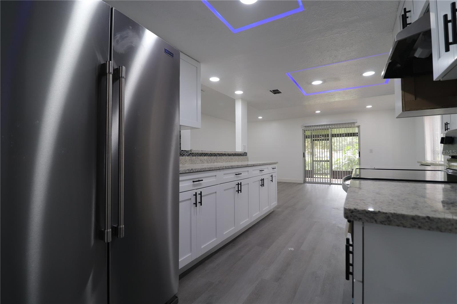 PRESIDENTIAL MANOR UNIT 2A - Residential